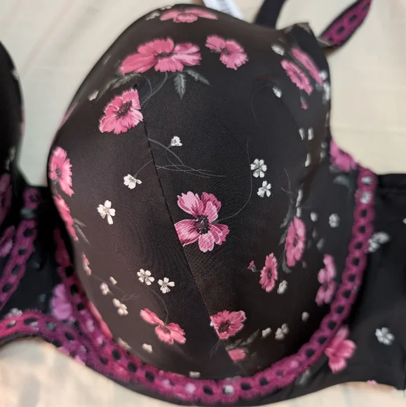 NWT Torrid Black & Pink Floral Bra Size 44DD - Picture 3 of 7
